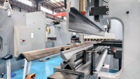 Presse plieuse hydraulique CNC de haute précision 400T/4000mm, machine de pliage de métal robuste pour la fabrication industrielle