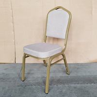 Chaise de banquet empilable en tissu velours au design classique personnalisé avec structure en fer pour mariages, fêtes, hôtels, restaurants et usage domestique