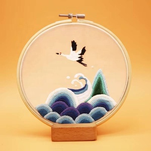ชุดเย็บปักถักร้อย DIY สำหรับมือใหม่ ลายดอกไม้ งานฝีมือทำเอง ตกแต่งบ้านด้วยผ้าฝ้าย - Product Image 2