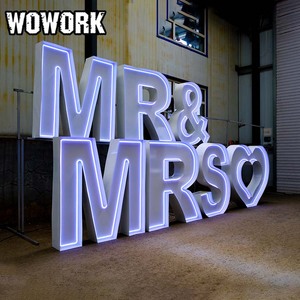 Wowork โต๊ะกระจกตัวเลขสำหรับทารกพร้อมท็อปกระจกสีทองสำหรับงานเลี้ยงแต่งงานวันเกิดออกแบบได้ตามต้องการ - Product Image 4