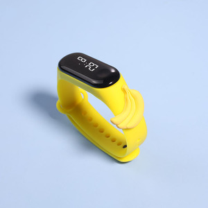 Fruit créatif, nouvelles montres bracelets électroniques colorées à LED les <span class=keywords><strong>moins</strong></span> chères en plastique TPE - Product Image 6