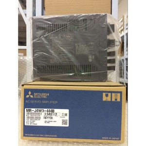 Servoamplificador de CA Mitsubishi Electric MR-J4W3-444B 240V con Control Vectorial, Hecho en Japón - Product Image 1