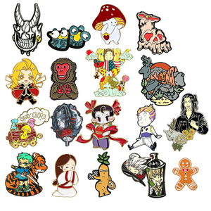 Pins de Solapa Metálicos Antiguos Modernos Personalizables con Baño de Oro, Diseño de Anime, Cierre de Mariposa para Souvenir - Product Image 2