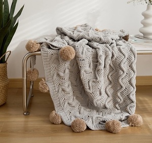 Mantas de Punto Grueso Acrílico a Cuadros PLHMIA, Cálidas y Gruesas, Decorativas <span class=keywords><strong>con</strong></span> <span class=keywords><strong>Pompones</strong></span>, Estilo Europeo-Americano, Uso en las Cuatro Estaciones, Portátiles - Product Image 3