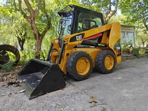 Le Japon et la Chine ont fabriqué la chargeuse sur pneus Caterpillar 226B utilisée pas cher 226B pas cher utilisé chargeuse compacte - Product Image 2