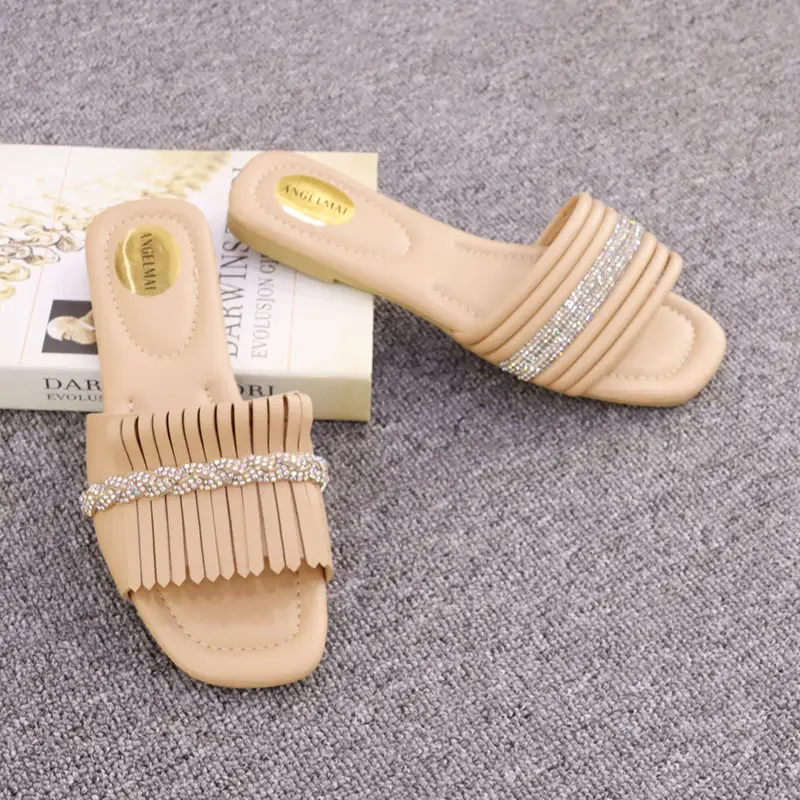 Benutzer definierte böhmische Quaste Barfuß Sandalen Frauen Lady Sandale Weiß Strass Backless Beach Slide Schuh Damen Hausschuhe und Sandale