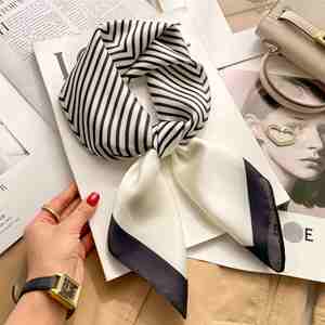 70ยอดนิยมของผู้หญิงใหม่เกาหลีเรียบง่ายสีทึบมัดย้อมผ้าไหมเทียมผ้าพันคอตกแต่งสี่เหลี่ยมขนาดเล็ก - Product Image 4