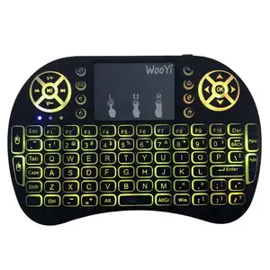 7 colori retroilluminati i8 Mini tastiera senza fili 2.4ghz inglese russo 3 colori Air Mouse con Touchpad ha condotto la tastiera senza fili leggera