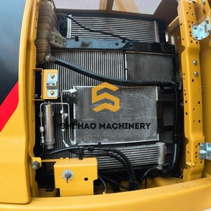 Excavadora Hidráulica Usada Caterpillar 320GC de Tamaño Mediano, Eficiente en Consumo de Combustible y Potente para Operaciones de Construcción en el Desierto - Product Image 4