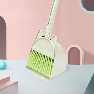 Mini Escoba y Recogedor para Niños, Diseño de Gato de Dibujos Animados, Cerdas Flexibles, Juego de Imitación para Niños Pequeños, Herramienta para Barrer Pisos Interiores y Exteriores - Product Image 4