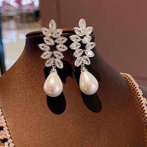 Orecchini a Goccia con Perle Simulate a Forma di Foglia Marquise per Donne, Gioielli Eleganti e Delicati alla Moda - Product Image 5