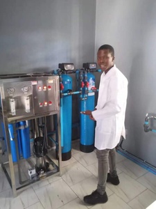 Agua DI para máquina ultrasónica <span class=keywords><strong>2023</strong></span> Mini RO Planta de agua 500lph Sistema de ósmosis inversa industrial Máquina principal de tratamiento de agua F - Product Image 2