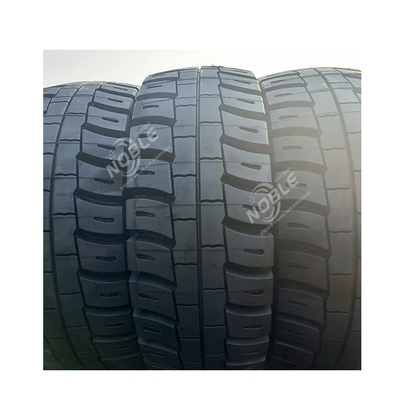 Pneu géant NBR819 + 46/90r57 50/80r57 59/80r63 NOBLE