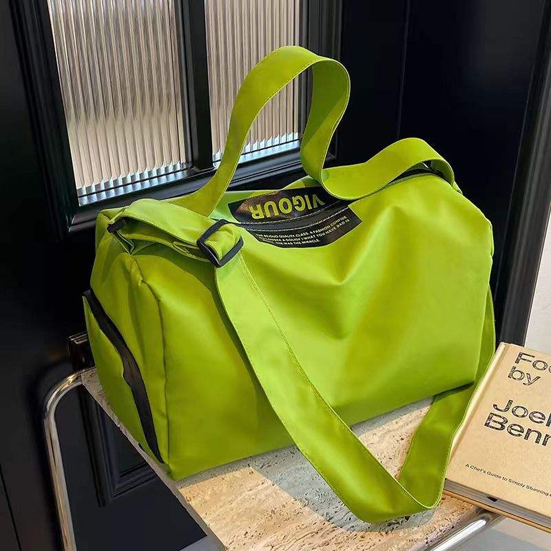 สีเขียว