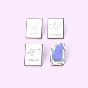 Nuevo Producto en Oferta - Pin de Solapa Personalizado con Diseño de Ecuación Química <span class=keywords><strong>Simple</strong></span>, Pintado en Aleación - Product Image 1