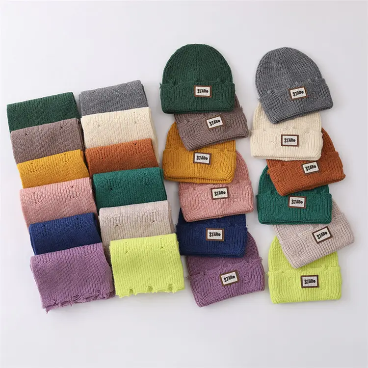 Set di sciarpe personalizzate con cappello lavorato a maglia per bambini morbidi e caldi per bambini di alta qualità