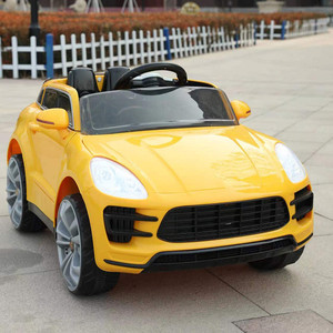 Voiture électrique à quatre roues pour enfants de 2 à 4 ans, télécommandée, alimentée par batterie, en plastique durable et sécuritaire - Product Image 5
