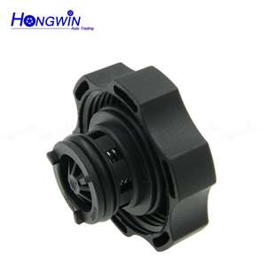 Coperchio C-ap del serbatoio dell'acqua di <span class=keywords><strong>espansione</strong></span> del radiatore del serbatoio dell'auto per Vauxhall Astra Insignia Corsa Zafira Chevrolet Sonic 13502353 1305248 - Product Image 4