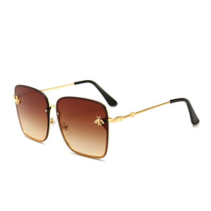<span class=keywords><strong>Gafas</strong></span> de Sol Geométricas New Geometry Little Bee para <span class=keywords><strong>Mujer</strong></span>, Coloridas, Cuadradas, Modernas, sin Montura, de Metal - Product Image 6