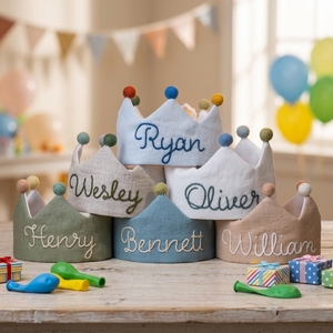 Décorations de fête Couronne d'<span class=keywords><strong>anniversaire</strong></span> pour bébé Monogramme Joyeux <span class=keywords><strong>Anniversaire</strong></span> Vente en gros Couronne en coton brodée mignonne - Product Image 1