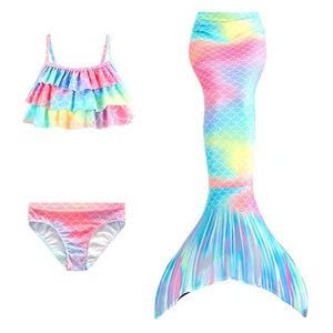 Traje <span class=keywords><strong>de</strong></span> baño <span class=keywords><strong>de</strong></span> sirena para <span class=keywords><strong>niñas</strong></span> Conjunto <span class=keywords><strong>de</strong></span> bikini <span class=keywords><strong>de</strong></span> tres piezas para niños con cola <span class=keywords><strong>de</strong></span> sirena estampada y lazo - Product Image 4