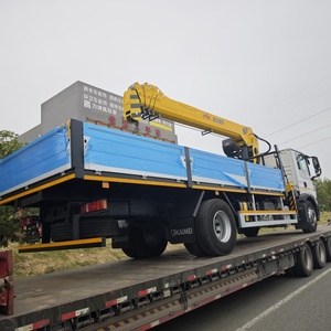 <span class=keywords><strong>Grue</strong></span> montée sur <span class=keywords><strong>camion</strong></span> HOWO <span class=keywords><strong>avec</strong></span> caisse de chargement en alliage d'aluminium léger pour la manutention logistique - Product Image 6