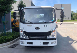 Camion de dépannage compact Euro 6, une remorque pour deux véhicules, avec plateau hydraulique pour le récupération de voitures et de fourgonnettes - Product Image 2