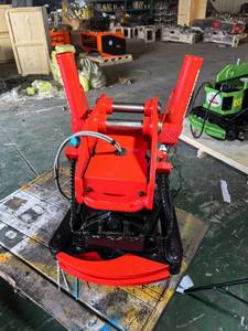 Rotador de inclinación hidráulica de rotación completa de <span class=keywords><strong>360</strong></span> ° para excavadoras con ensamblaje de muñeca giratoria de alta resistencia - Product Image 6