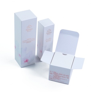 กล่องพับได้พิมพ์ลายตามสั่ง Crown Win สีขาว แบบฝาพับ ทำจากกระดาษแข็งรีไซเคิล พร้อมเคลือบ UV แบบด้าน/เงา - Product Image 1