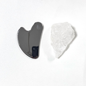 Custom Logo High Quality Heart-shaped 304 Stainless Steel Guasha Board - Product Image 4