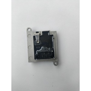 Résistance de soufflerie UBS 2208209210 12V pour réparation et remplacement de climatiseur Mercedes Benz - Product Image 1