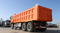 Sinotruk HOHAN NX 8X4 camion à benne basculante 371HP/420HP/40Ton/60Ton capacité tout neuf avec moteur Yuchai à direction droite Offre Spéciale Sénégal