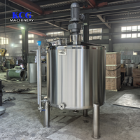 Cuve de mélange en acier inoxydable 304 de qualité alimentaire avec agitateur, rampes d'accès étagées et moteur de 2 kW pour le mélange d'aliments et de boissons
