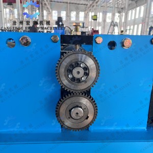 Machine de fraisage robuste en acier inoxydable à commande PLC de haute précision pour roulements de moteur de profilés en aluminium pour fenêtres et portes - Product Image 2