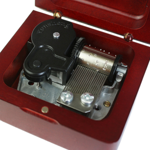 Boîte à musique en bois rouge vin professionnel, jeu de film populaire la légende de Zelda, musique, cadeau de Marketing créatif, vente en gros - Product Image 4