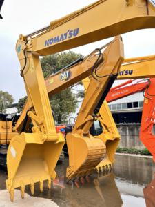 KOMATSU PC220 d'occasion tracteur excavateur sur chenilles d'occasion à vendre Machinerie minière excavatrice d'occasion du Japon - Product Image 3