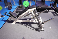 Équipement de fitness commercial professionnel : Machine à pec fly inclinée à charge libre, modèle AS-125