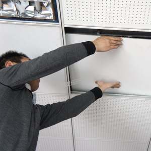 <span class=keywords><strong>Plafond</strong></span> acoustique en plâtre Fabricant chinois Panneau mural Carreau en <span class=keywords><strong>PVC</strong></span> 600*600mm Plafonds en plaques de plâtre - Product Image 6