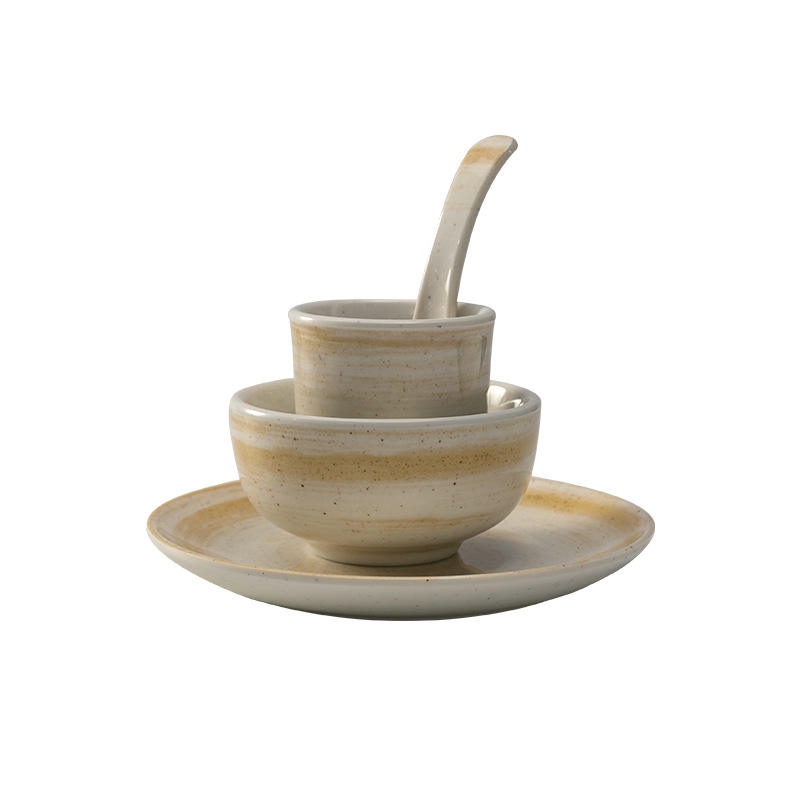 สีน้ำตาล