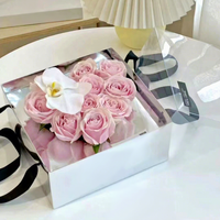 Boîte à fleurs rigide de luxe en gros, boîte cadeau carrée pour bouquet de roses éternelles, arrangement floral pour la Saint-Valentin et les mariages
