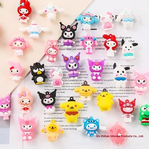 Kuromi 펀치 박스 키 체인 슈퍼 소프트 플러시 및 실리콘 도매에 대한 산리오 3D 입상 펜던트에 대한 만화 - Product Image 1