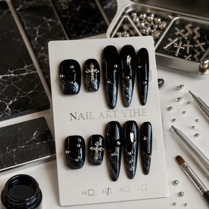 Faux ongles à presser en marbre noir avec strass en croix, couvrance totale, amovibles, pour femmes - Product Image 4