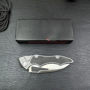 Cuchillo Plegable Táctico <span class=keywords><strong>Eskrima</strong></span> M390 de Acero con Mango de Fibra de Carbono y Titanio Plateado para Defensa Personal y Actividades al Aire Libre - Product Image 3