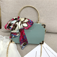 Sac à bandoulière avec longue chaîne pour femmes, sacoche à main, pochette nouveau style en cuir pu, très tendance, 2022