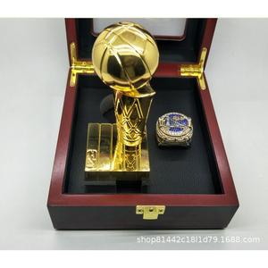 Ensemble bague et trophée de champion des Cleveland Cavaliers, 12 cm, en alliage de zinc, article pour fans de basketball, gravure durable - Product Image 4