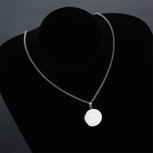 Rétro Saint Benoît En Acier Inoxydable Gravé Disque Pendentif <span class=keywords><strong>Collier</strong></span> Médaille Catholique Bijoux Religieux <span class=keywords><strong>Collier</strong></span> <span class=keywords><strong>Argent</strong></span> Or Noir - Product Image 3