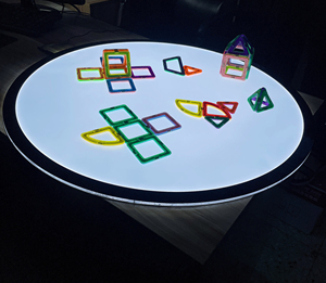 Caisson lumineux de dessin LED pour enfants Boîte à lumière de table ronde illuminée pour l'apprentissage et la peinture - Product Image 3