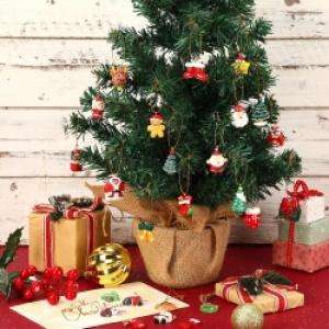 Ensemble de 8 panneaux de jardin de Noël Figurines et jouets de fête fabriqués en Chine pour décorer votre espace extérieur - Product Image 4