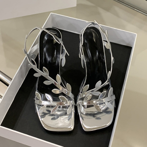 Sandalias de tacón alto y fino con correa trasera para mujer, diseño de hojas, punta cuadrada abierta, estilo stiletto, con correa de PVC, para verano - Product Image 3