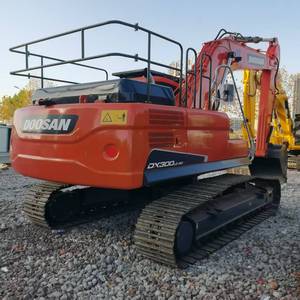 รถขุดมือสอง Doosan DX300 30 ตัน พร้อมเครื่องยนต์ DL08 รับประกัน 1 ปี น้ำหนักเครื่อง 30000 กก. ขาย - Product Image 1